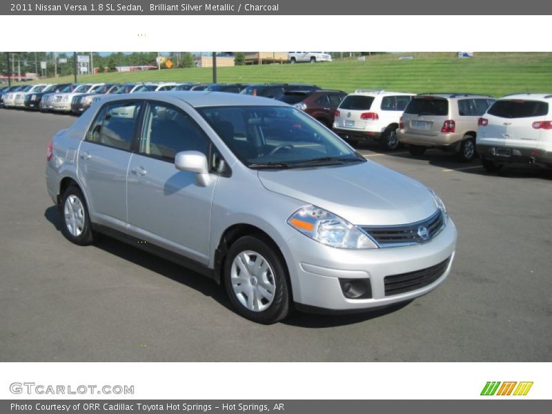 Front 3/4 View of 2011 Versa 1.8 SL Sedan