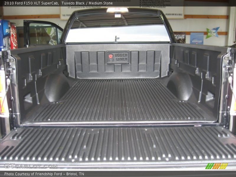 Tuxedo Black / Medium Stone 2010 Ford F150 XLT SuperCab