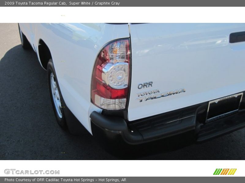 Super White / Graphite Gray 2009 Toyota Tacoma Regular Cab