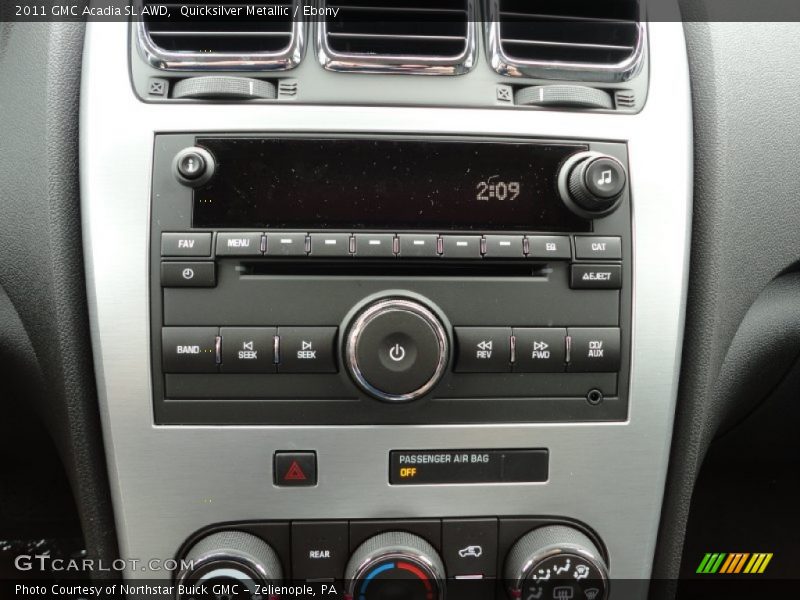 Controls of 2011 Acadia SL AWD