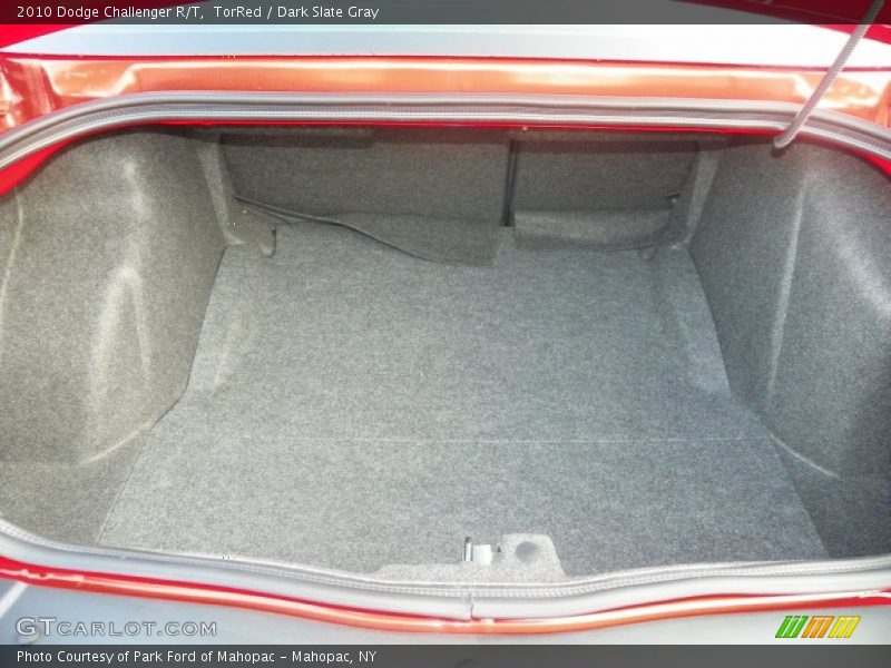 TorRed / Dark Slate Gray 2010 Dodge Challenger R/T