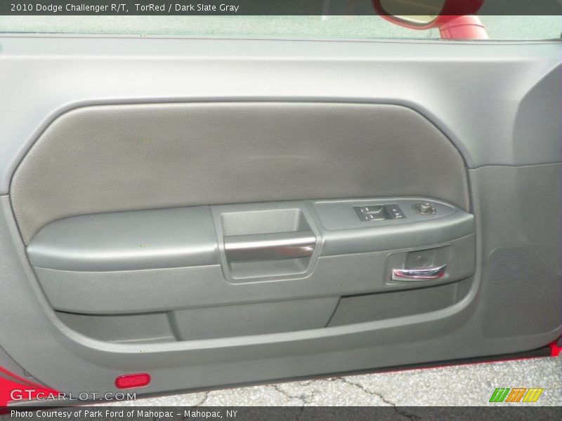 TorRed / Dark Slate Gray 2010 Dodge Challenger R/T