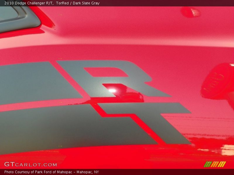 TorRed / Dark Slate Gray 2010 Dodge Challenger R/T
