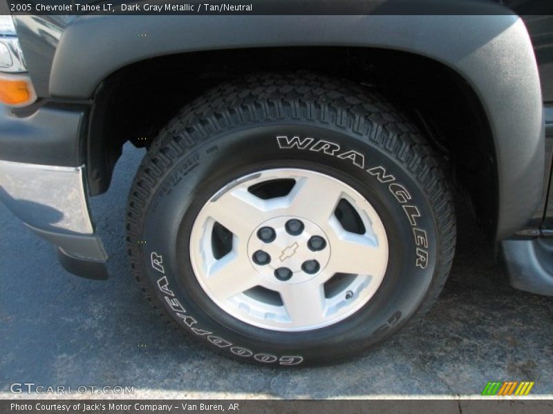 Dark Gray Metallic / Tan/Neutral 2005 Chevrolet Tahoe LT