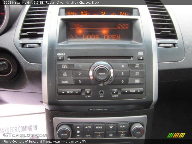 Radiant Silver Metallic / Charcoal Black 2008 Nissan Maxima 3.5 SE