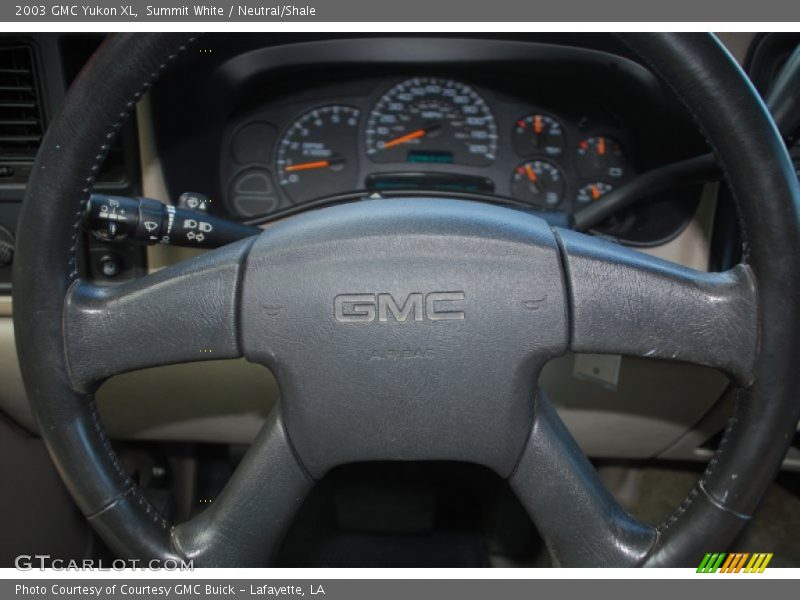 Summit White / Neutral/Shale 2003 GMC Yukon XL