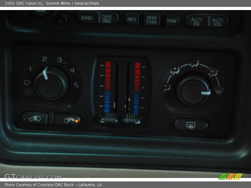 Summit White / Neutral/Shale 2003 GMC Yukon XL