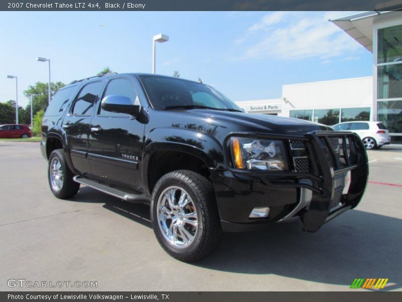 Front 3/4 View of 2007 Tahoe LTZ 4x4
