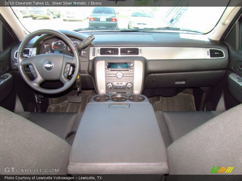 Dashboard of 2010 Tahoe LS