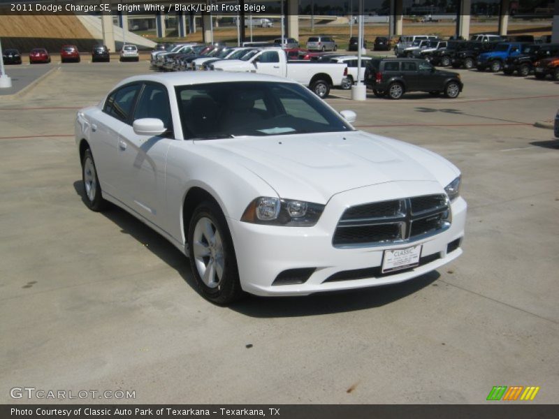 Bright White / Black/Light Frost Beige 2011 Dodge Charger SE