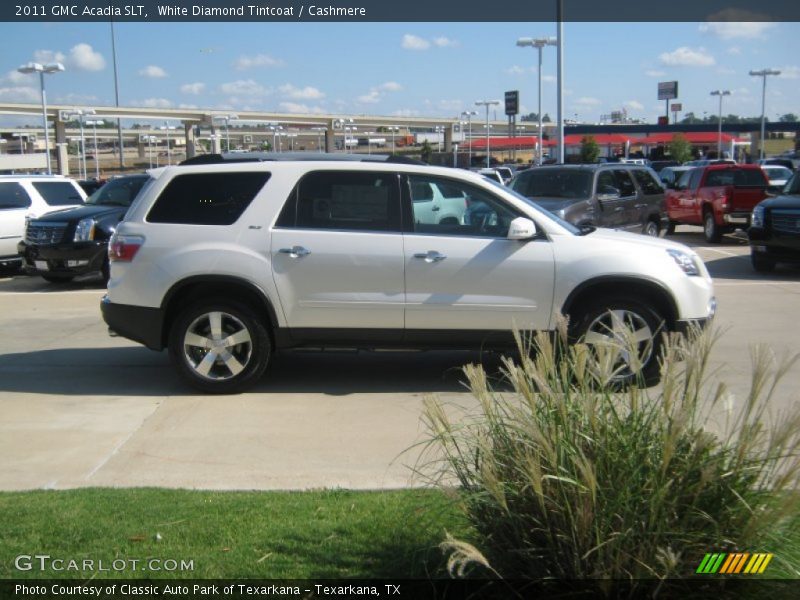 White Diamond Tintcoat / Cashmere 2011 GMC Acadia SLT