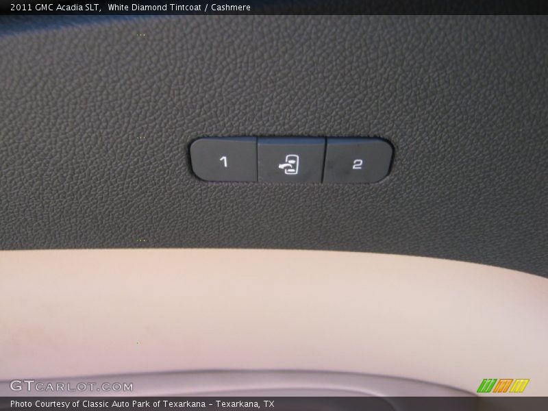 White Diamond Tintcoat / Cashmere 2011 GMC Acadia SLT