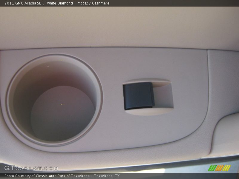 White Diamond Tintcoat / Cashmere 2011 GMC Acadia SLT