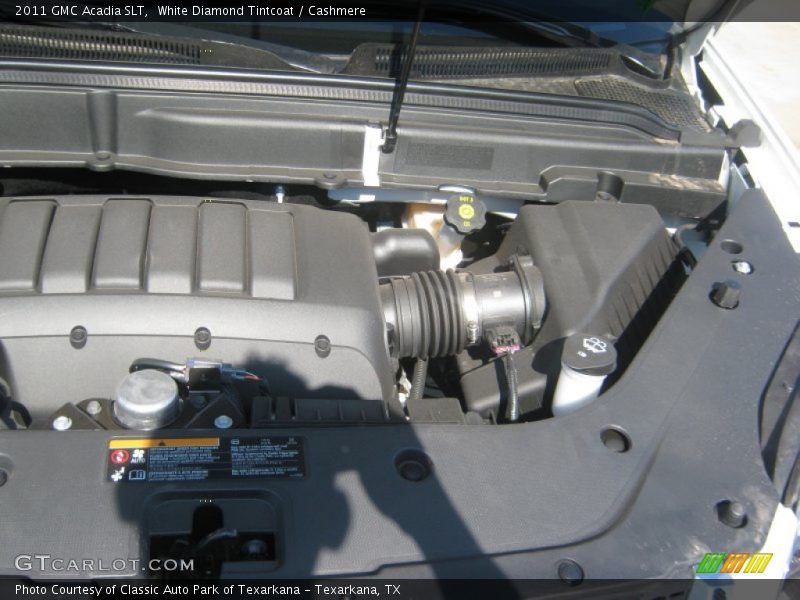 White Diamond Tintcoat / Cashmere 2011 GMC Acadia SLT