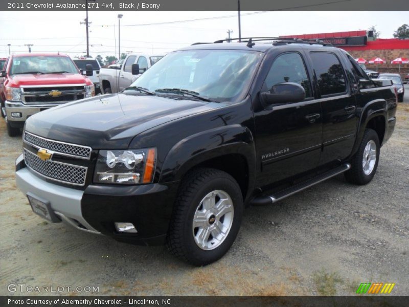 Black / Ebony 2011 Chevrolet Avalanche Z71 4x4