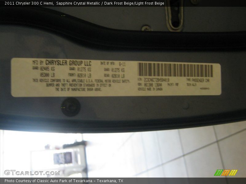 Sapphire Crystal Metallic / Dark Frost Beige/Light Frost Beige 2011 Chrysler 300 C Hemi