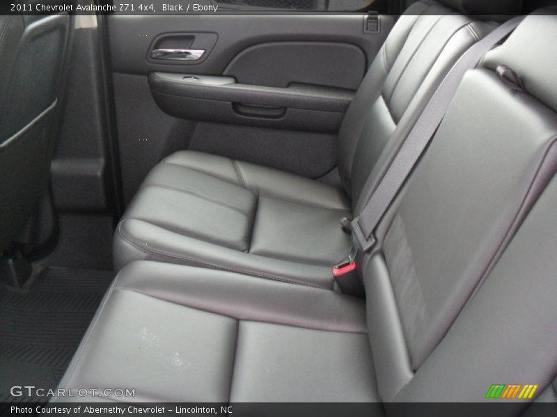 Black / Ebony 2011 Chevrolet Avalanche Z71 4x4