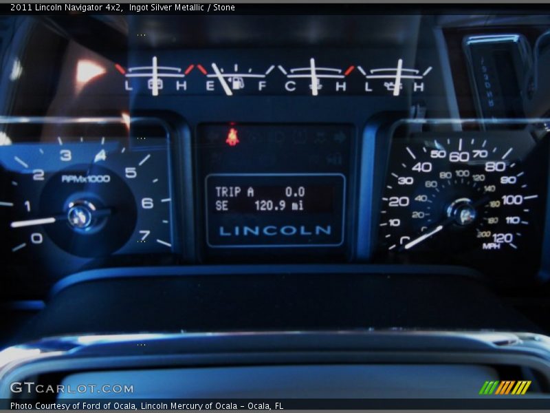  2011 Navigator 4x2 4x2 Gauges