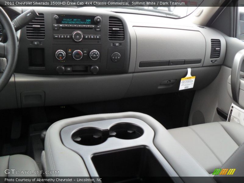 Dashboard of 2011 Silverado 3500HD Crew Cab 4x4 Chassis Commercial