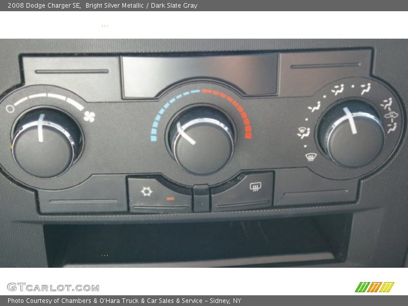 Controls of 2008 Charger SE