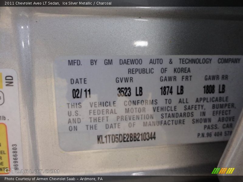 Ice Silver Metallic / Charcoal 2011 Chevrolet Aveo LT Sedan
