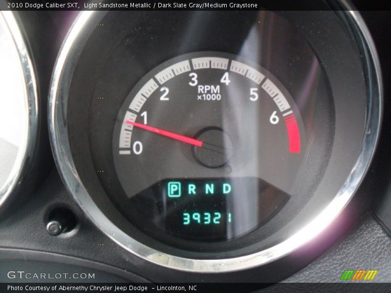 Light Sandstone Metallic / Dark Slate Gray/Medium Graystone 2010 Dodge Caliber SXT