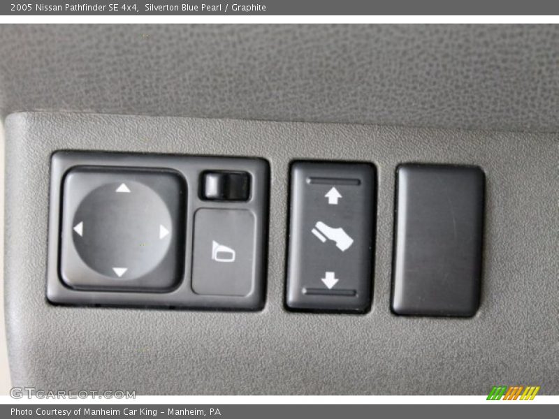 Silverton Blue Pearl / Graphite 2005 Nissan Pathfinder SE 4x4