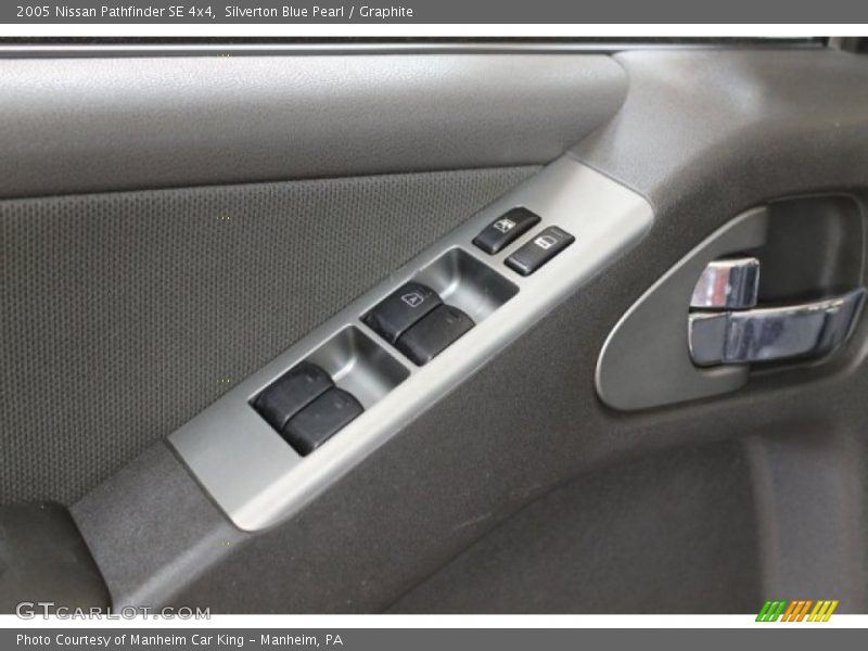 Silverton Blue Pearl / Graphite 2005 Nissan Pathfinder SE 4x4