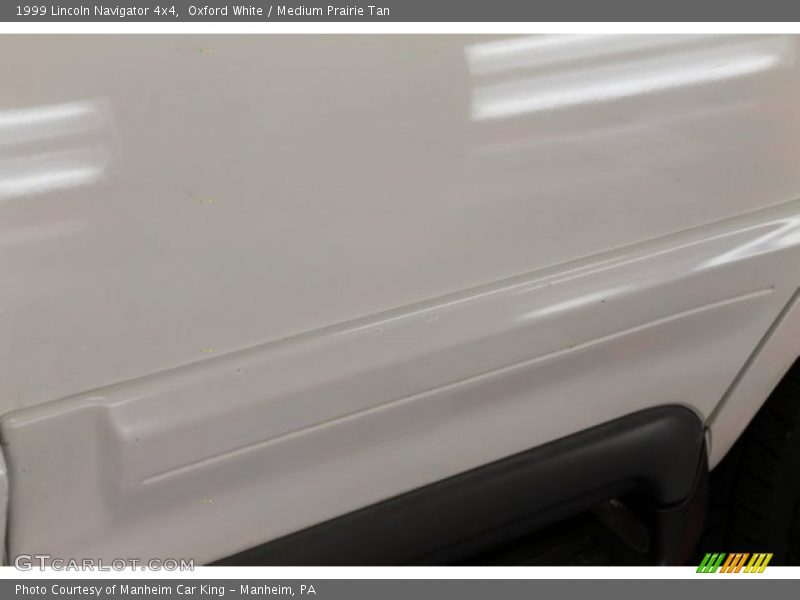 Oxford White / Medium Prairie Tan 1999 Lincoln Navigator 4x4