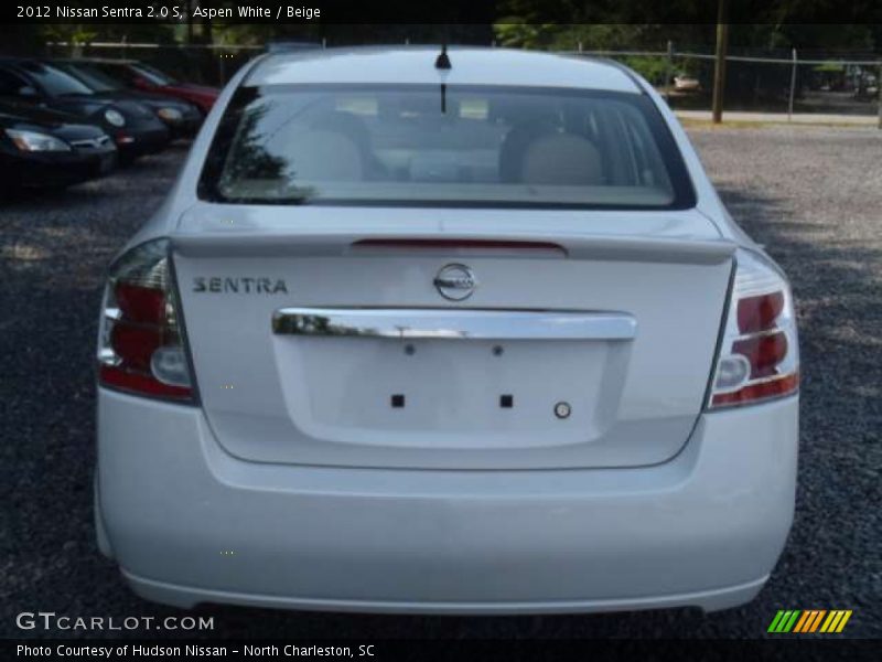 Aspen White / Beige 2012 Nissan Sentra 2.0 S