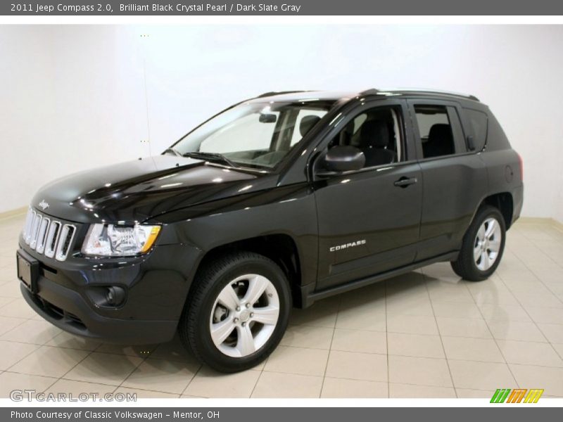 Brilliant Black Crystal Pearl / Dark Slate Gray 2011 Jeep Compass 2.0