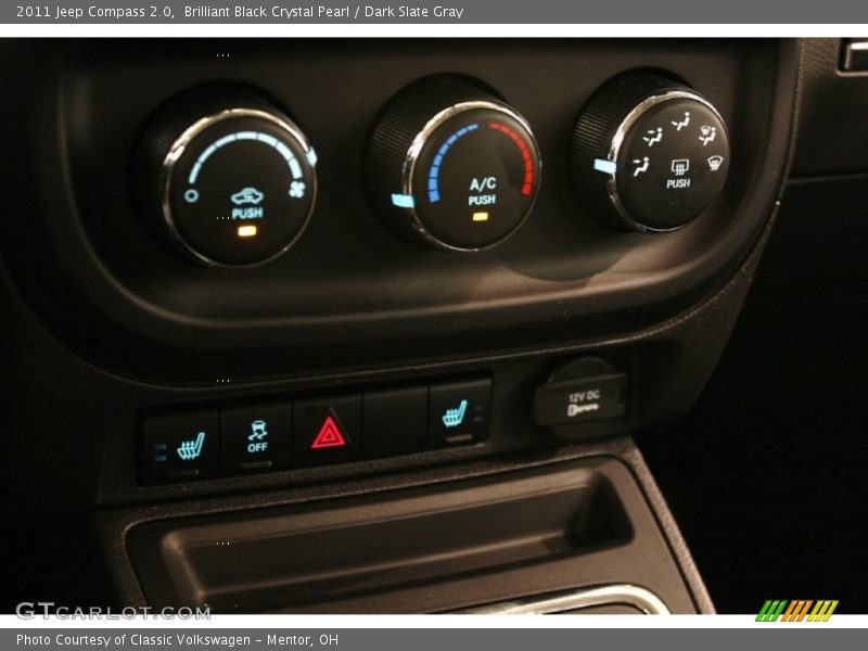 Brilliant Black Crystal Pearl / Dark Slate Gray 2011 Jeep Compass 2.0
