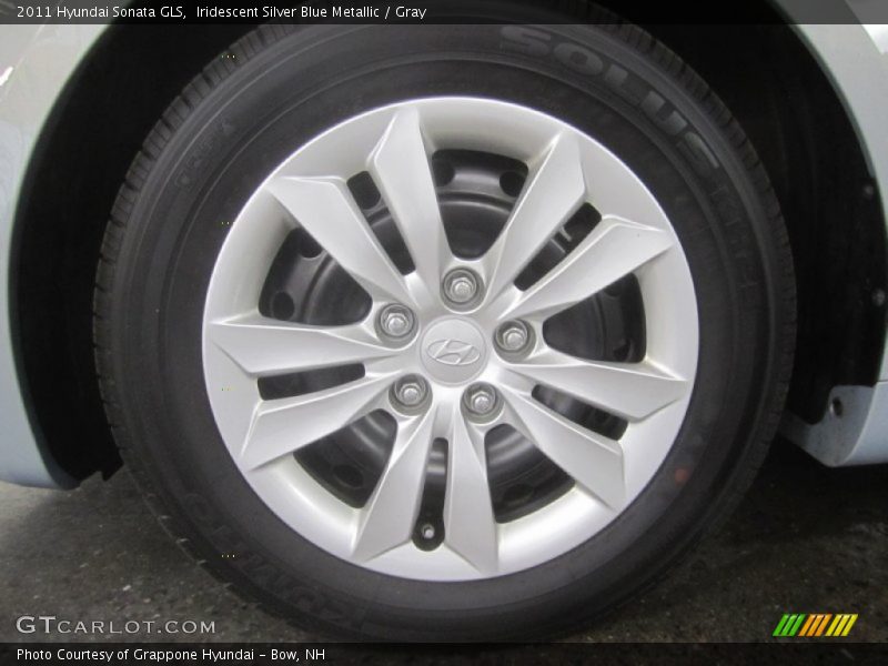Iridescent Silver Blue Metallic / Gray 2011 Hyundai Sonata GLS