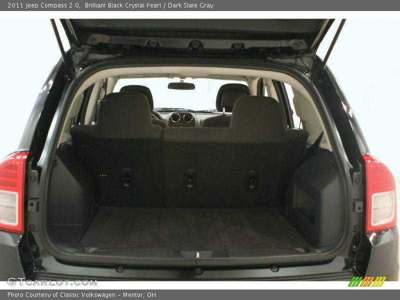 Brilliant Black Crystal Pearl / Dark Slate Gray 2011 Jeep Compass 2.0
