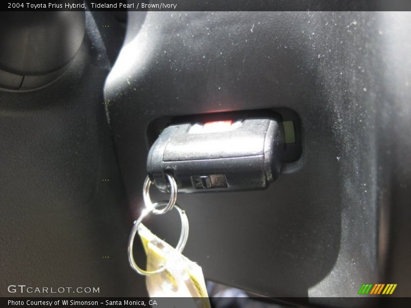 Tideland Pearl / Brown/Ivory 2004 Toyota Prius Hybrid