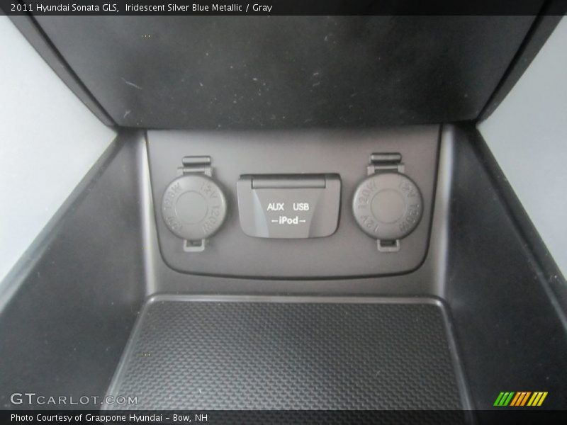 Iridescent Silver Blue Metallic / Gray 2011 Hyundai Sonata GLS