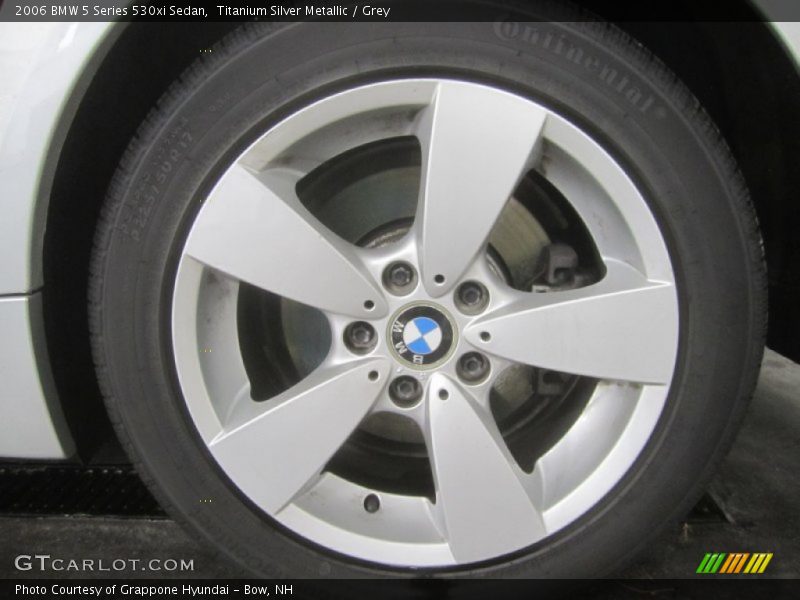 Titanium Silver Metallic / Grey 2006 BMW 5 Series 530xi Sedan