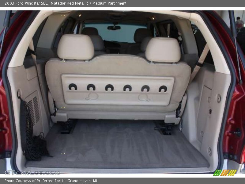 Matador Red Metallic / Medium Parchment 2003 Ford Windstar SEL