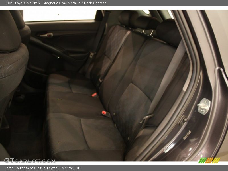 Magnetic Gray Metallic / Dark Charcoal 2009 Toyota Matrix S