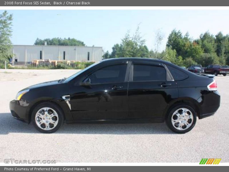 Black / Charcoal Black 2008 Ford Focus SES Sedan