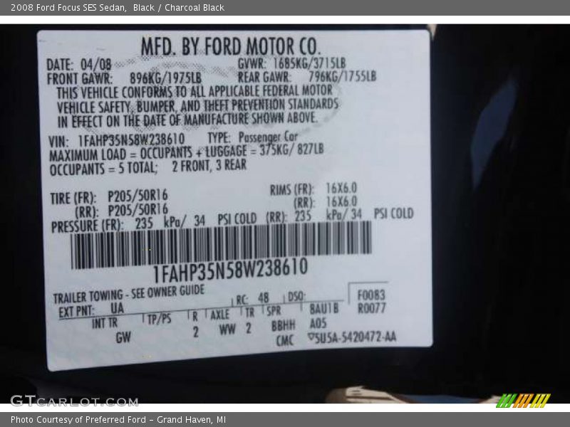 Black / Charcoal Black 2008 Ford Focus SES Sedan