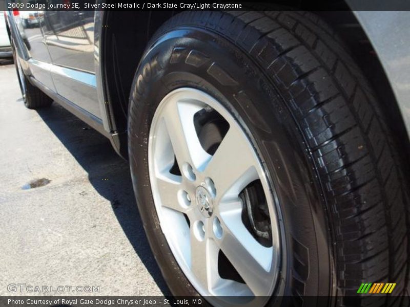 Silver Steel Metallic / Dark Slate Gray/Light Graystone 2009 Dodge Journey SE