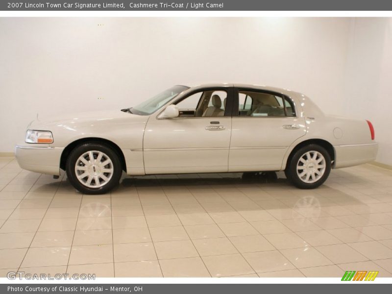  2007 Town Car Signature Limited Cashmere Tri-Coat