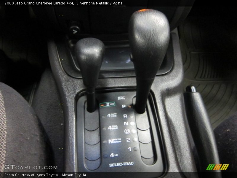 Silverstone Metallic / Agate 2000 Jeep Grand Cherokee Laredo 4x4