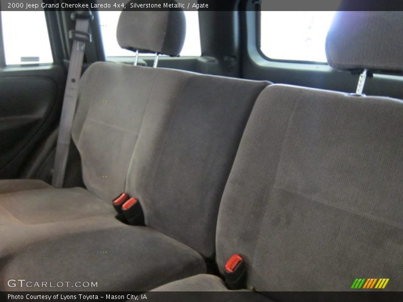 Silverstone Metallic / Agate 2000 Jeep Grand Cherokee Laredo 4x4