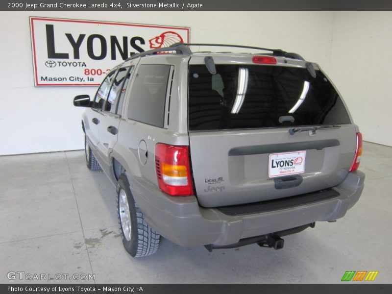 Silverstone Metallic / Agate 2000 Jeep Grand Cherokee Laredo 4x4