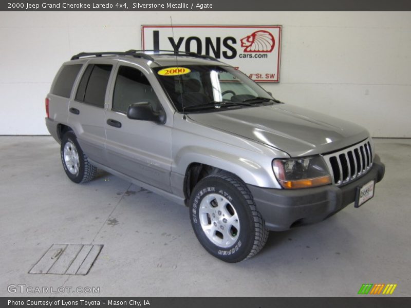 Silverstone Metallic / Agate 2000 Jeep Grand Cherokee Laredo 4x4