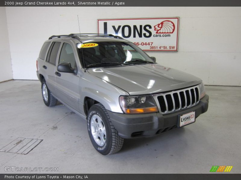 Silverstone Metallic / Agate 2000 Jeep Grand Cherokee Laredo 4x4