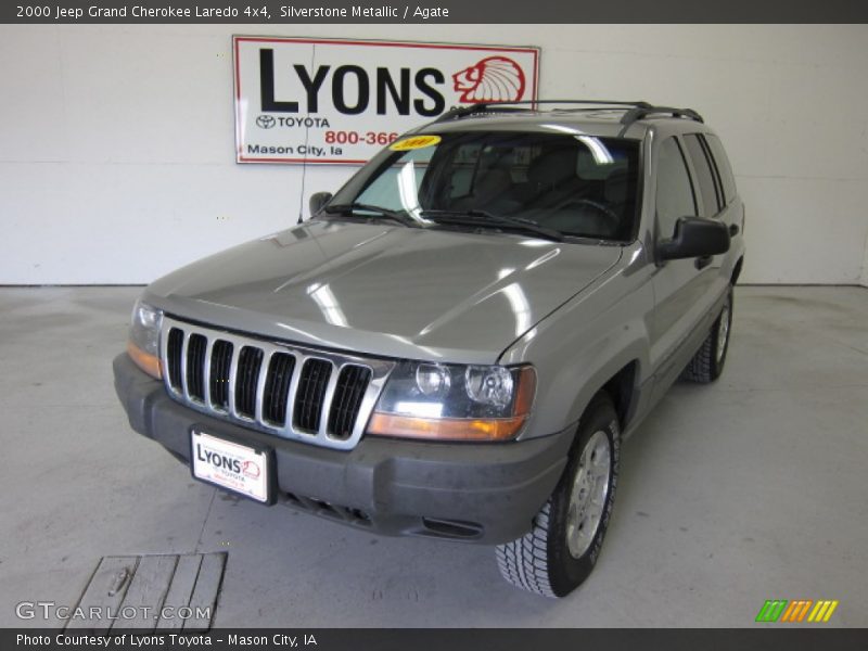 Silverstone Metallic / Agate 2000 Jeep Grand Cherokee Laredo 4x4