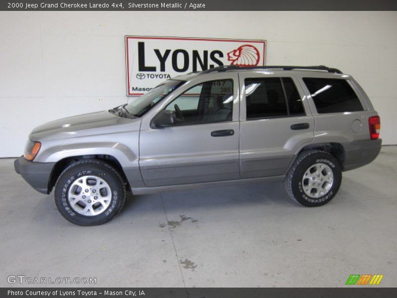 Silverstone Metallic / Agate 2000 Jeep Grand Cherokee Laredo 4x4